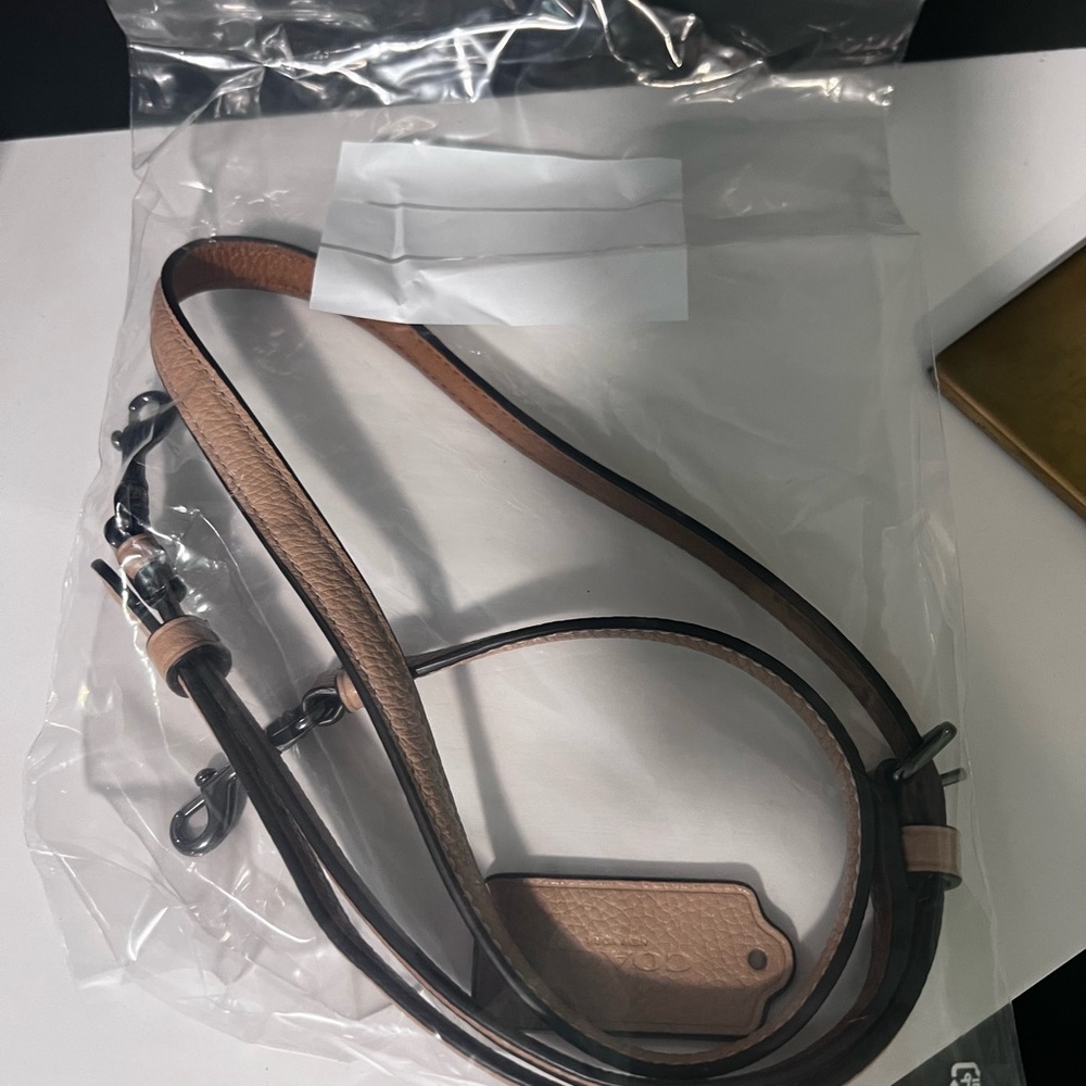 Coach Edie W/ Prairie Rivet Detail Gem